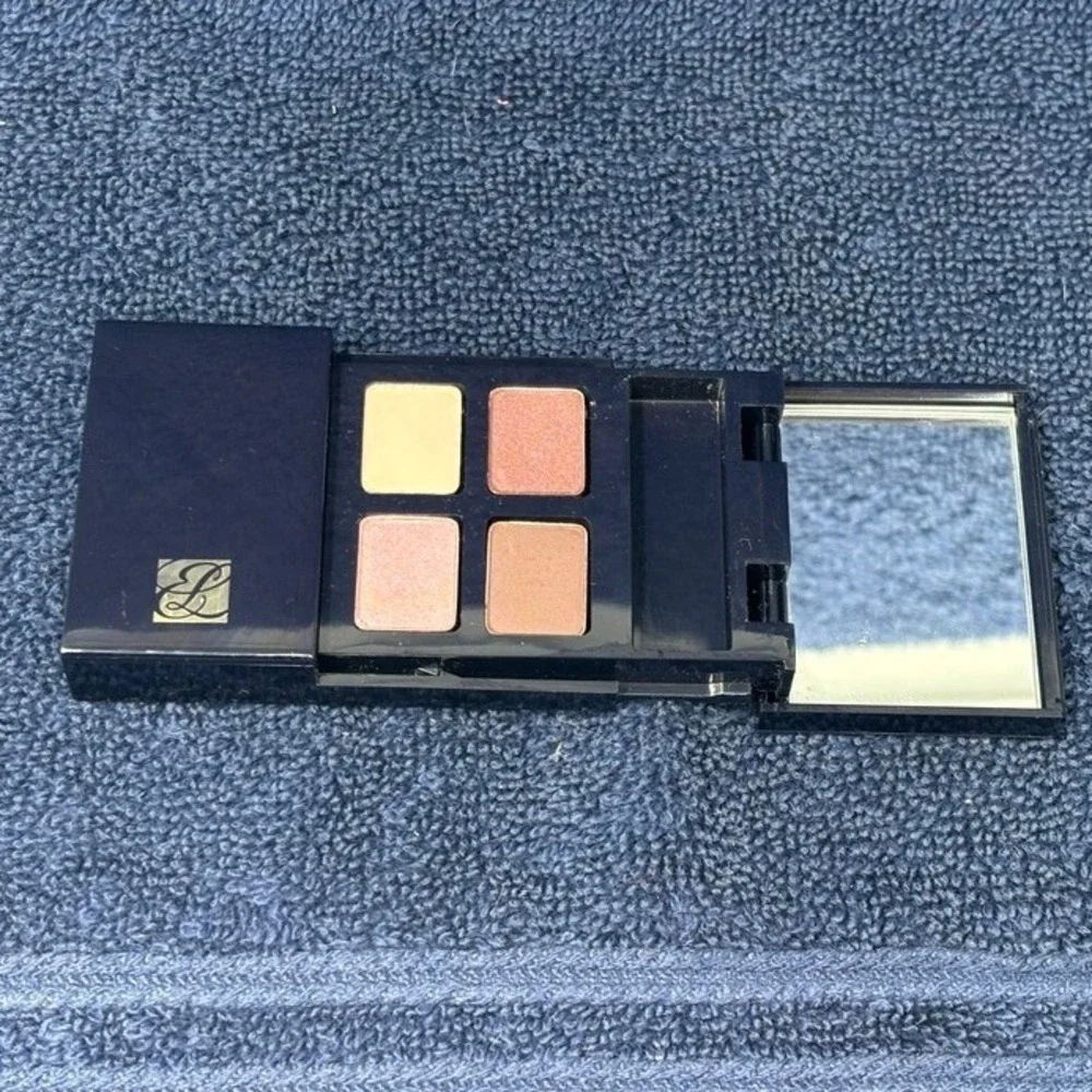 Estee Lauder Signature Eyeshadow‎ Quad 04 Berry Quartz Compact Discontinued